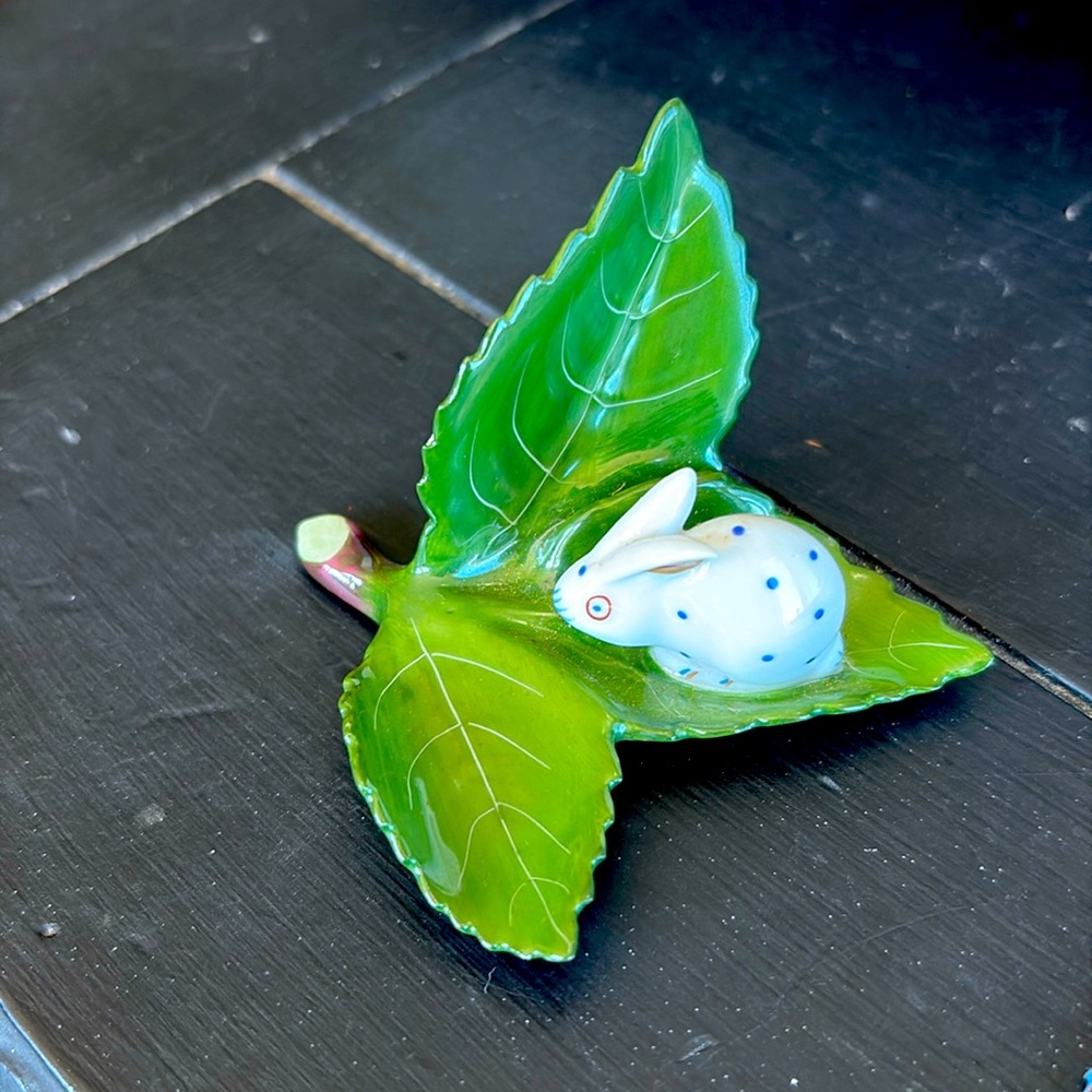 Herend Polka Dot "Miniature Rabbit on Leaf" porcelain figurine